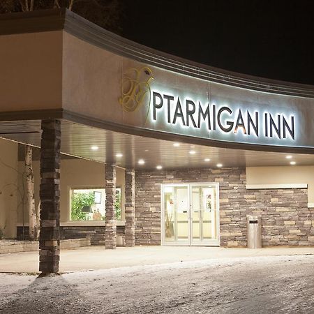 Ptarmigan Inn Hay River Exterior foto